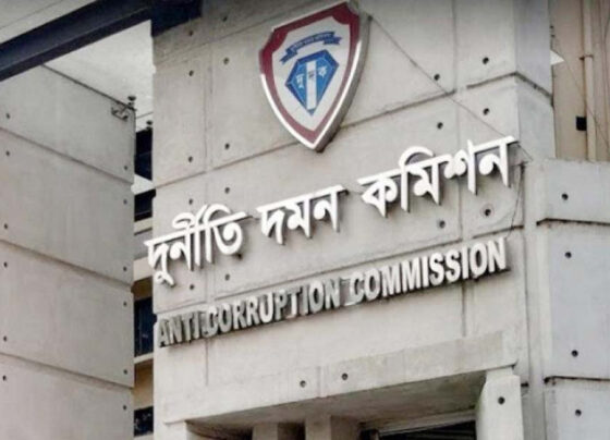 বিটিআরসির সাবেক তিন চেয়ারম্যানসহ ছয়জনের বিরুদ্ধে দুদকের মামলা