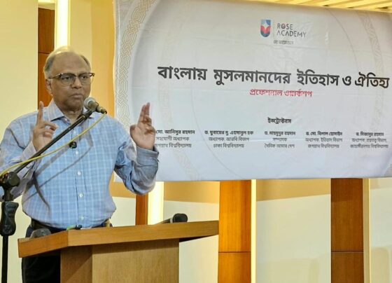 হাসিনার সময় শেষ, ভারতপন্থী রাজনীতি ফেরার আশঙ্কা: মাহমুদুর রহমান