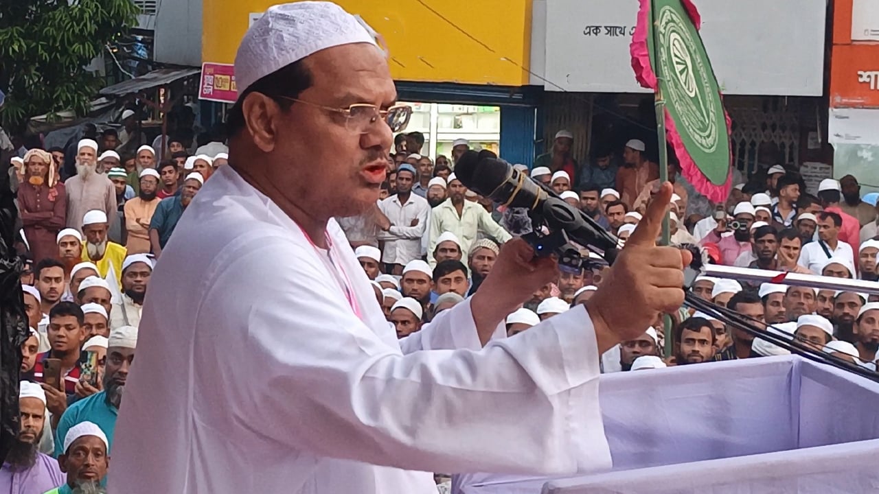 চাঁদাবাজদের ভোট না দেওয়ার আহ্বান চরমোনাই পীরের