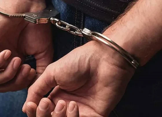 অনলাইনে বিনিয়োগের ফাঁদে ফেলে কোটি টাকা আত্মসাৎ, যুবক গ্রেপ্তার