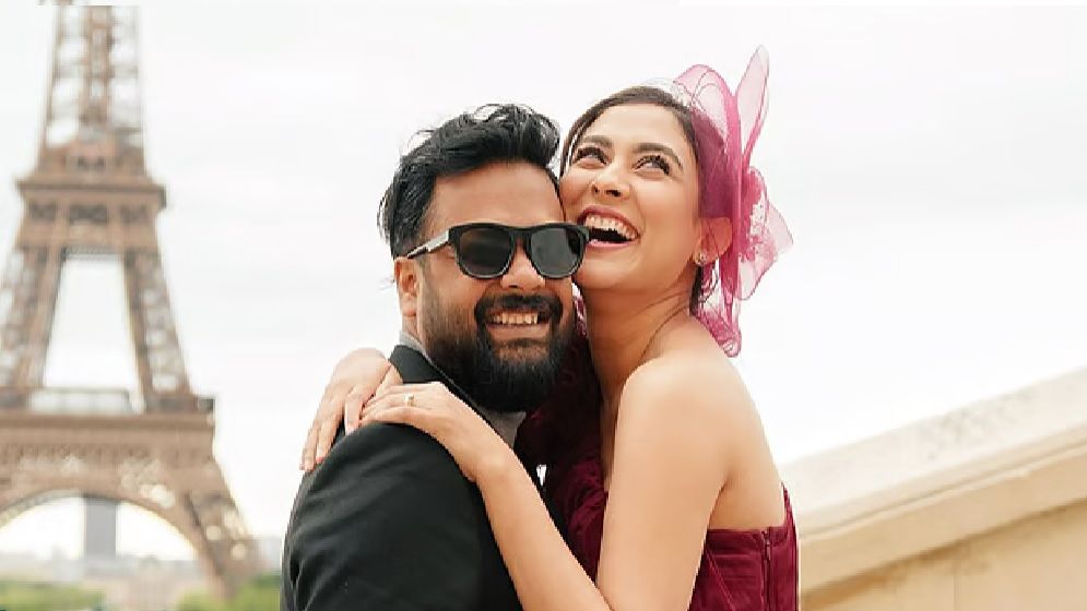 মালদ্বীপে ছুটি কাটালেন মেহজাবীন চৌধুরী ও আদনান আল রাজীব