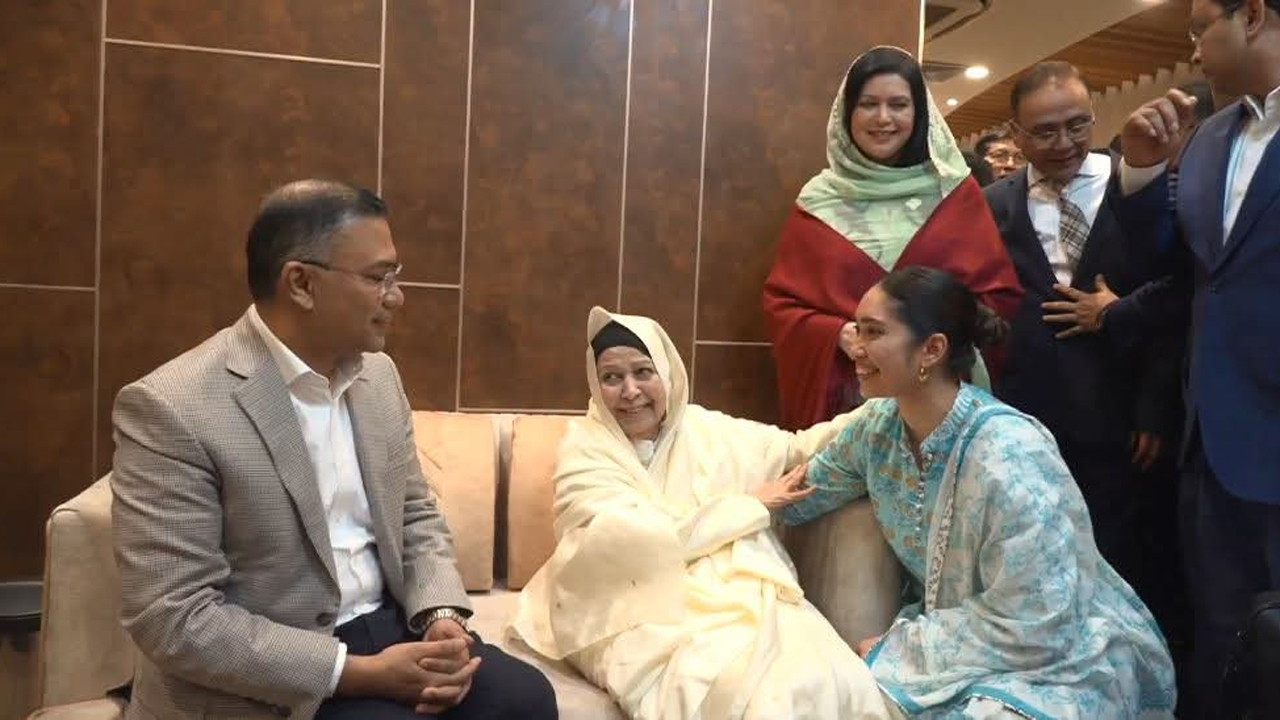 ৬ হাজার ৩১৪ দিন পর ঢাকায় ফিরলেন তারেক রহমান