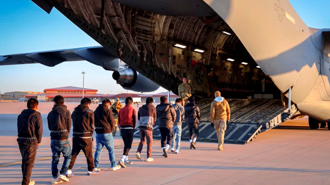 যুক্তরাষ্ট্রের চেয়েও বেশি ভারতীয়দের ফেরত পাঠাচ্ছে সৌদি আরব