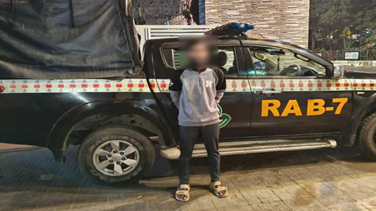 চট্টগ্রামে আইনজীবী আলিফ হত্যা মামলার পলাতক আসামি গ্রেপ্তার