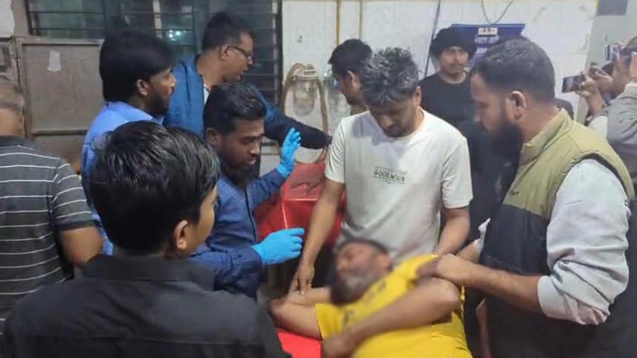 মুন্সীগঞ্জে বিএনপি ও স্বতন্ত্র প্রার্থীর সমর্থকের সংঘর্ষে তিনজন আহত