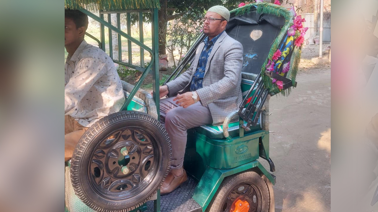 বেরোবি রেজিস্ট্রার ড. হারুনকে অব্যাহতি দিচ্ছে বিশ্ববিদ্যালয় প্রশাসন