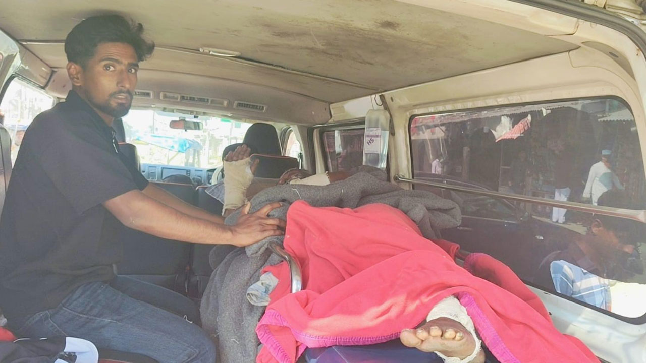 লক্ষ্মীপুরে মৎস্য খামারে আগুনে ব্যবসায়ীর মৃত্যু