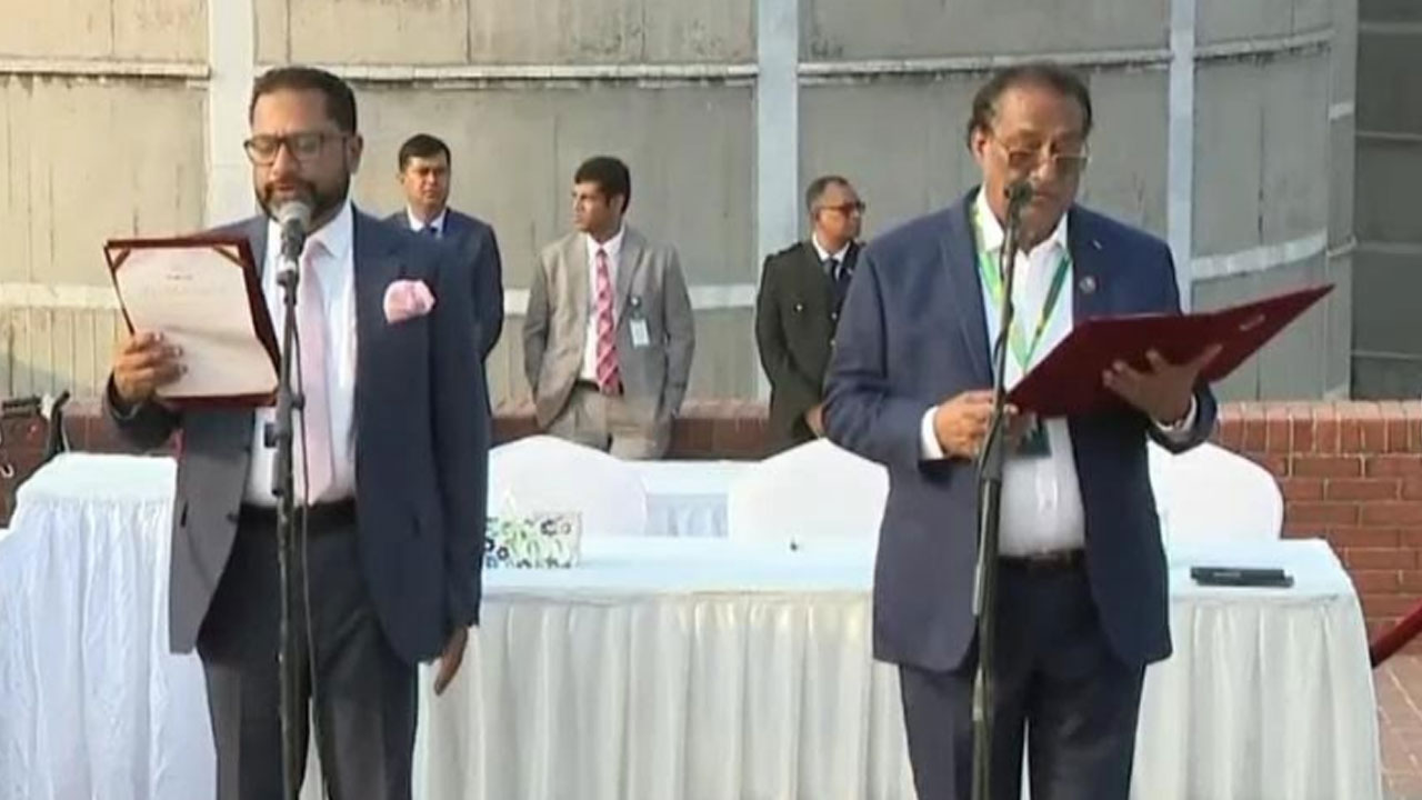 প্রতিমন্ত্রী হিসেবে শপথ নিলেন আলী নেওয়াজ মাহমুদ খৈয়ম