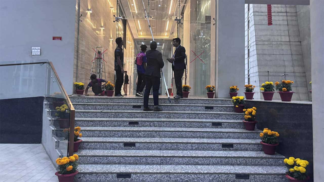 সচিবালয়ে প্রধানমন্ত্রীর অফিস প্রস্তুত, বুধবার শুরু হবে কার্যক্রম