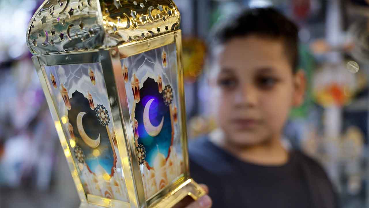 ১০ মুসলিম দেশে বুধবার শুরু হয়েছে রমজান