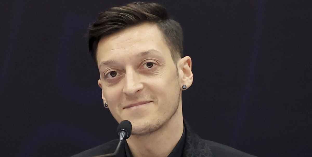 বিশ্বকাপজয়ী মেসুত ওজিলের বাংলাদেশ সফর