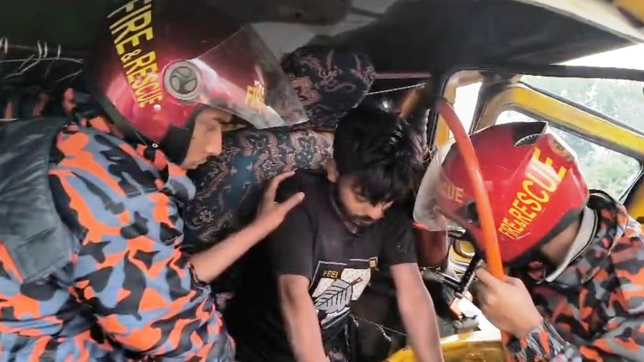 মুন্সীগঞ্জে ট্রাক দুর্ঘটনায় একজনের মৃত্যু, আহত আরেকজন