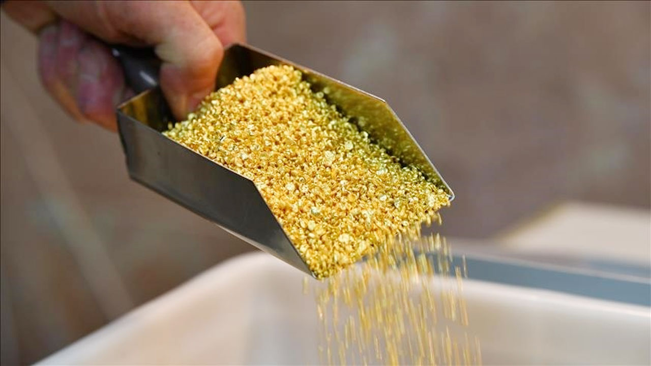 ভূ-রাজনৈতিক উত্তেজনায় আন্তর্জাতিক বাজারে স্বর্ণের দাম বেড়েছে