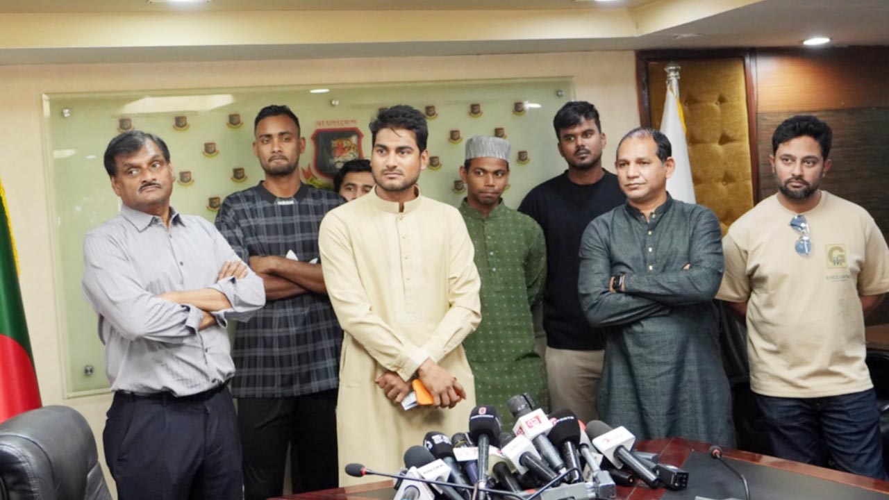 বিপিএলের টাকা বুঝে পেয়ে যা বললেন নাঈম শেখ