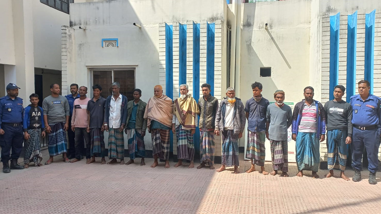 মাগুরায় আধিপত্য বিস্তার নিয়ে সংঘর্ষে গ্রেপ্তার ১৪