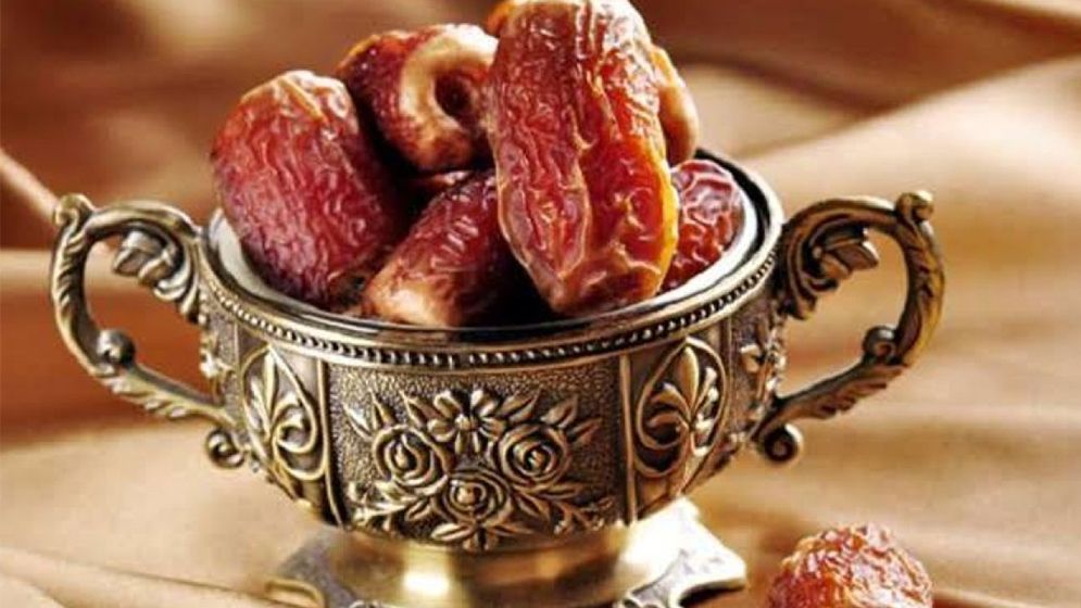 খেজুর দিয়ে ইফতারের সুন্নত ও বরকত