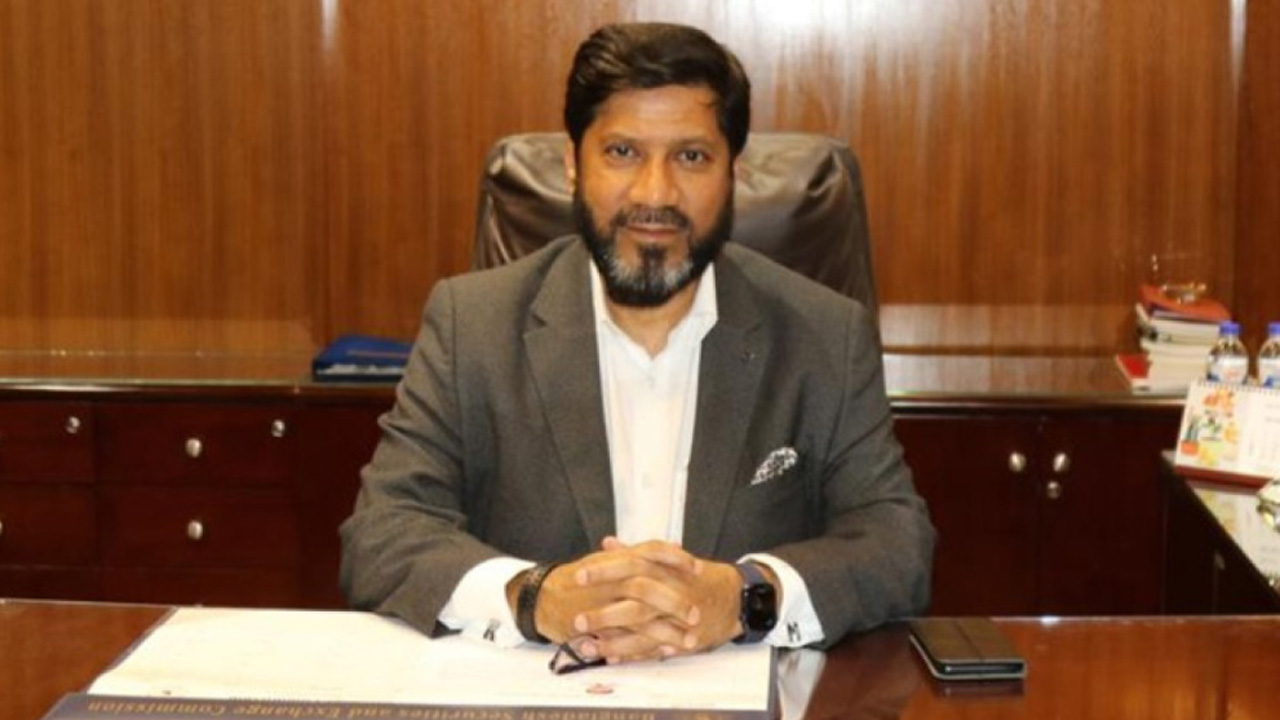 বিএসইসি চেয়ারম্যানের পদত্যাগ নিয়ে চলছে জল্পনা