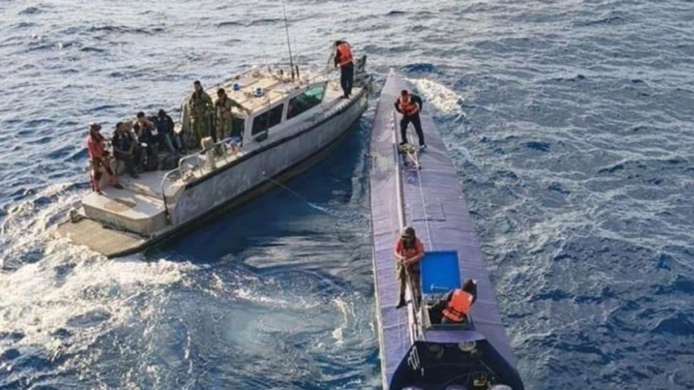 মেক্সিকো উপকূলে কোকেনবোঝাই সাবমেরিন আটক