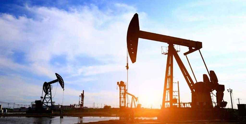 যুক্তরাষ্ট্র-ইরান উত্তেজনায় বিশ্ববাজারে তেলের দাম বৃদ্ধি