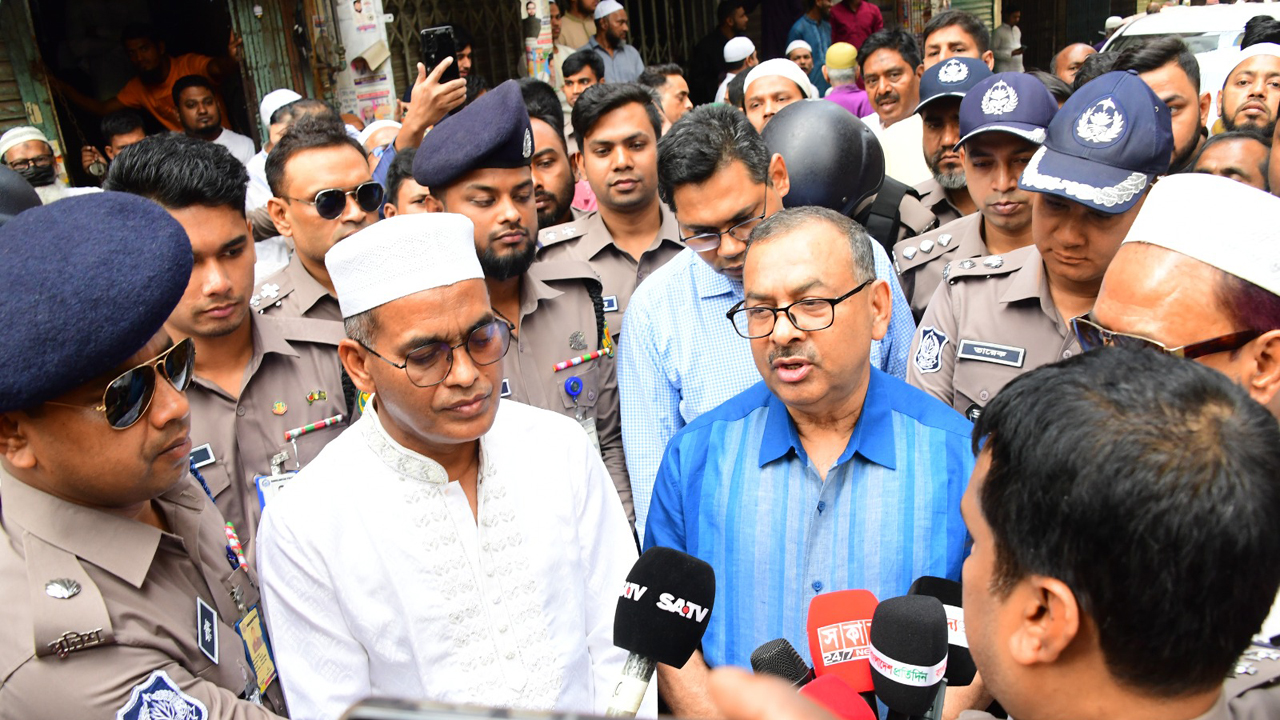 রমজানে দ্রব্যমূল্য সহনীয় রাখতে ব্যবসায়ীদের আহ্বান ডিএমপি কমিশনারের