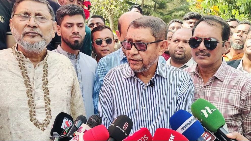 মন্ত্রী বকুলের আহ্বান: বিদ্বেষ ভুলে সব পক্ষকে নিয়ে নতুন বাংলাদেশ গড়ব