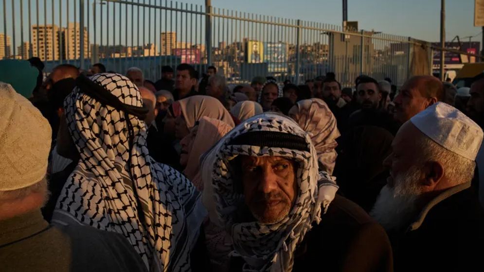 রমজানের প্রথম জুমায় আল-আকসায় ফিলিস্তিনিদের প্রবেশে বাধা ইসরায়েলের