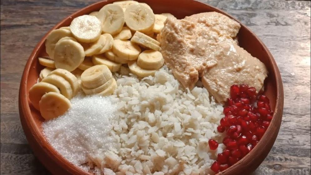 ইফতারে দই-চিড়া: স্বাস্থ্যকর বিকল্পের উপকারিতা