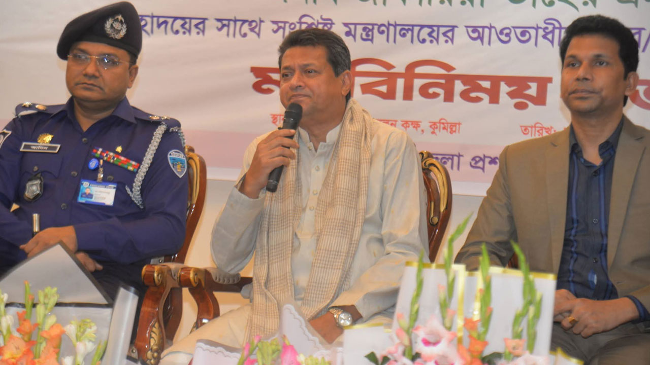 আইনের বাইরে স্থাপনা নির্মাণে নিষেধাজ্ঞা: গণপূর্তমন্ত্রী