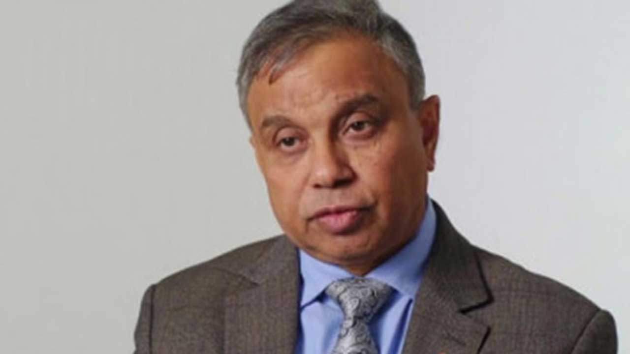 সাবেক মুখ্য সচিব আবুল কালাম আজাদের বিদেশ গমনে নিষেধাজ্ঞা