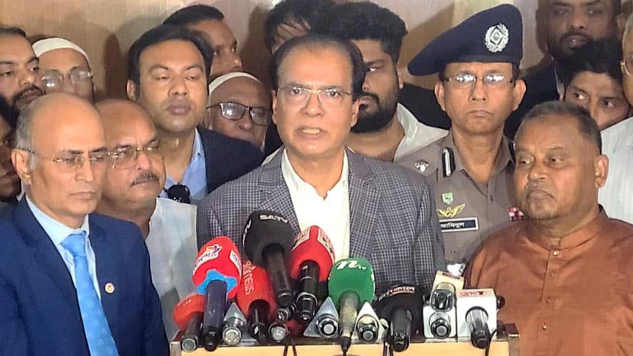 তিস্তার বুকে আর কোনো বিক্ষিপ্ত প্রকল্প বাস্তবায়ন হবে না: ত্রাণমন্ত্রী