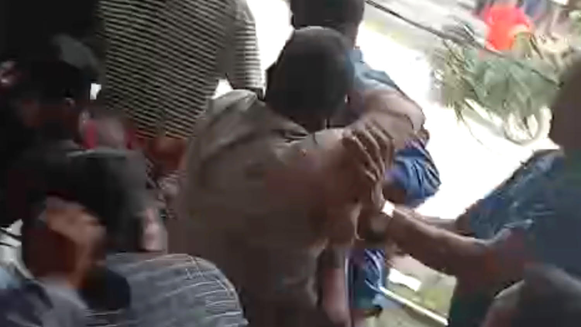 চাটমোহরে জামায়াত নেতাদের ওপর হামলার অভিযোগ বিএনপির বিরুদ্ধে