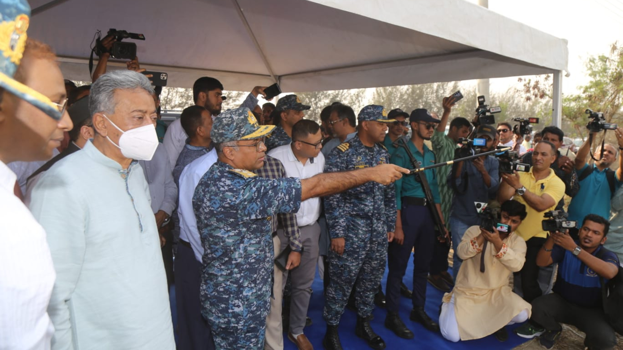 অর্থমন্ত্রী চট্টগ্রামে হাসপাতালের জন্য জমি পরিদর্শন করেছেন