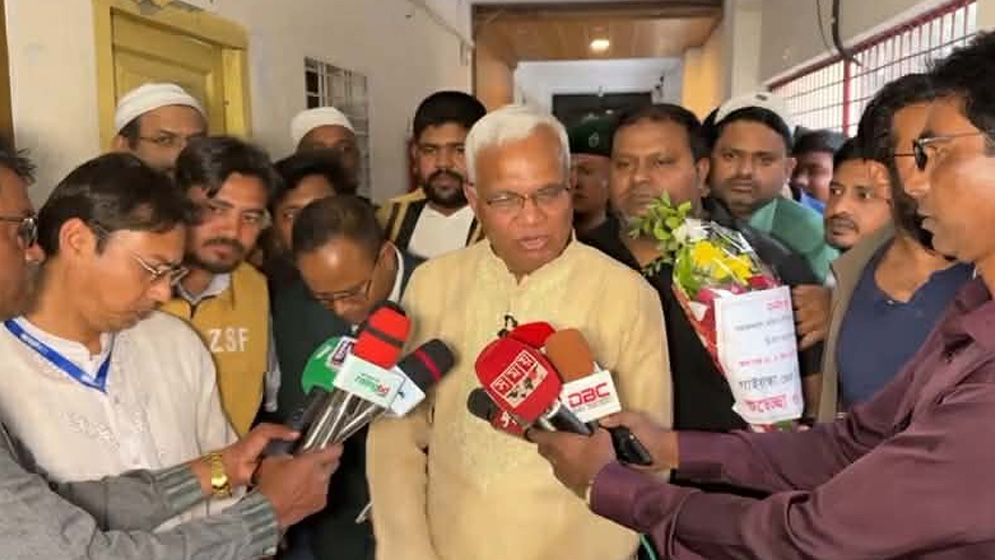 ফ্যামিলি কার্ড নিয়ে ভ্রান্ত তথ্য ছড়ানোর অভিযোগ