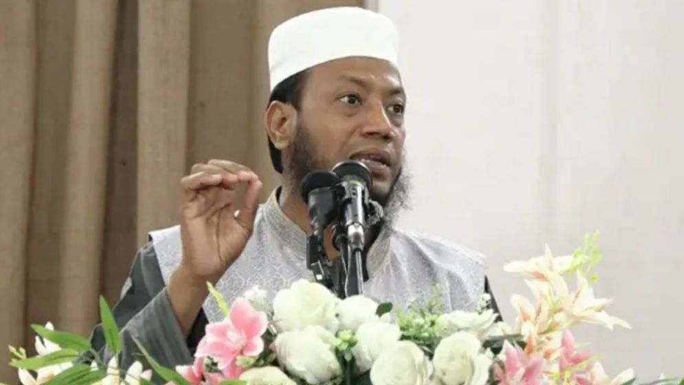 আমির হামজা: তিনদিনে ৫০ কোটি টাকার অফার পেয়েছি