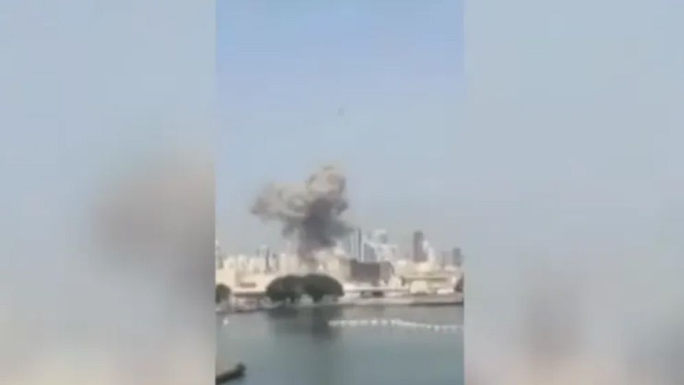 বাহরাইনের মার্কিন নৌঘাঁটিতে মিসাইল হামলা, বিস্ফোরণ আবুধাবি-কুয়েতে