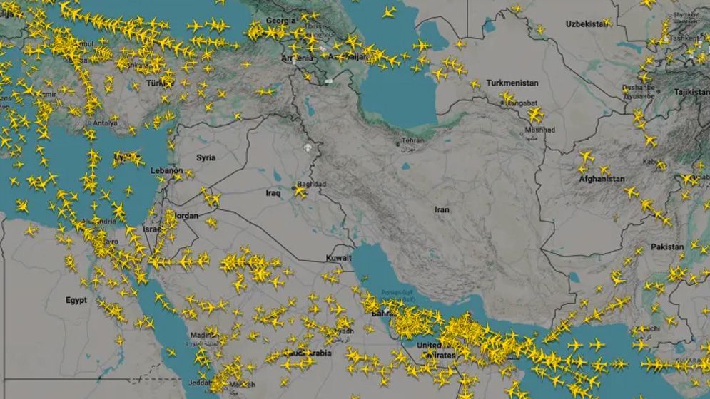 বিশ্বব্যাপী ফ্লাইট বাতিলের হিড়িক