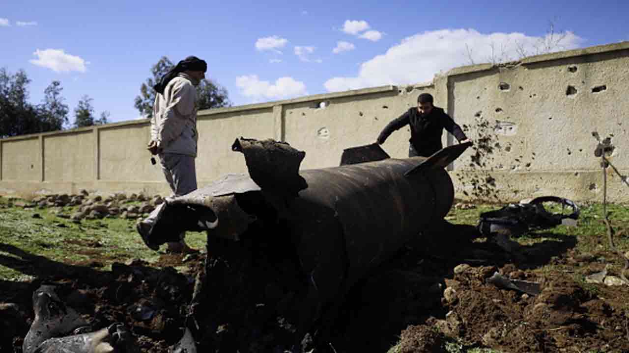 সিরিয়ায় বিস্ফোরণে নিহত ৫, ইরানের হামলা নিয়ে উদ্বেগ
