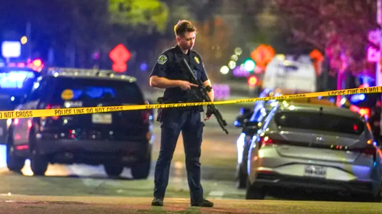 টেক্সাসের পানশালায় বন্দুকধারীর হামলায় ৩ নিহত, ১৪ আহত