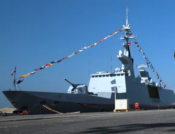 আবুধাবিতে ফরাসি নৌ-ঘাঁটিতে ইরানের ড্রোন হামলা