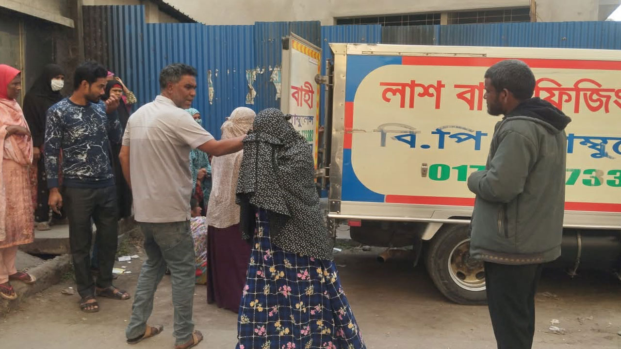 রংপুরে খালাতো ভাইয়ের বাসা থেকে এক নারীর ঝুলন্ত মরদেহ উদ্ধার