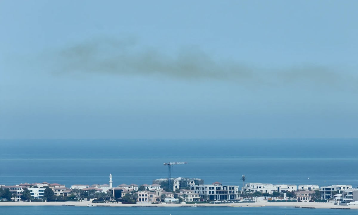 কাতারে জ্বালানি স্থাপনায় ক্ষেপণাস্ত্র হামলা