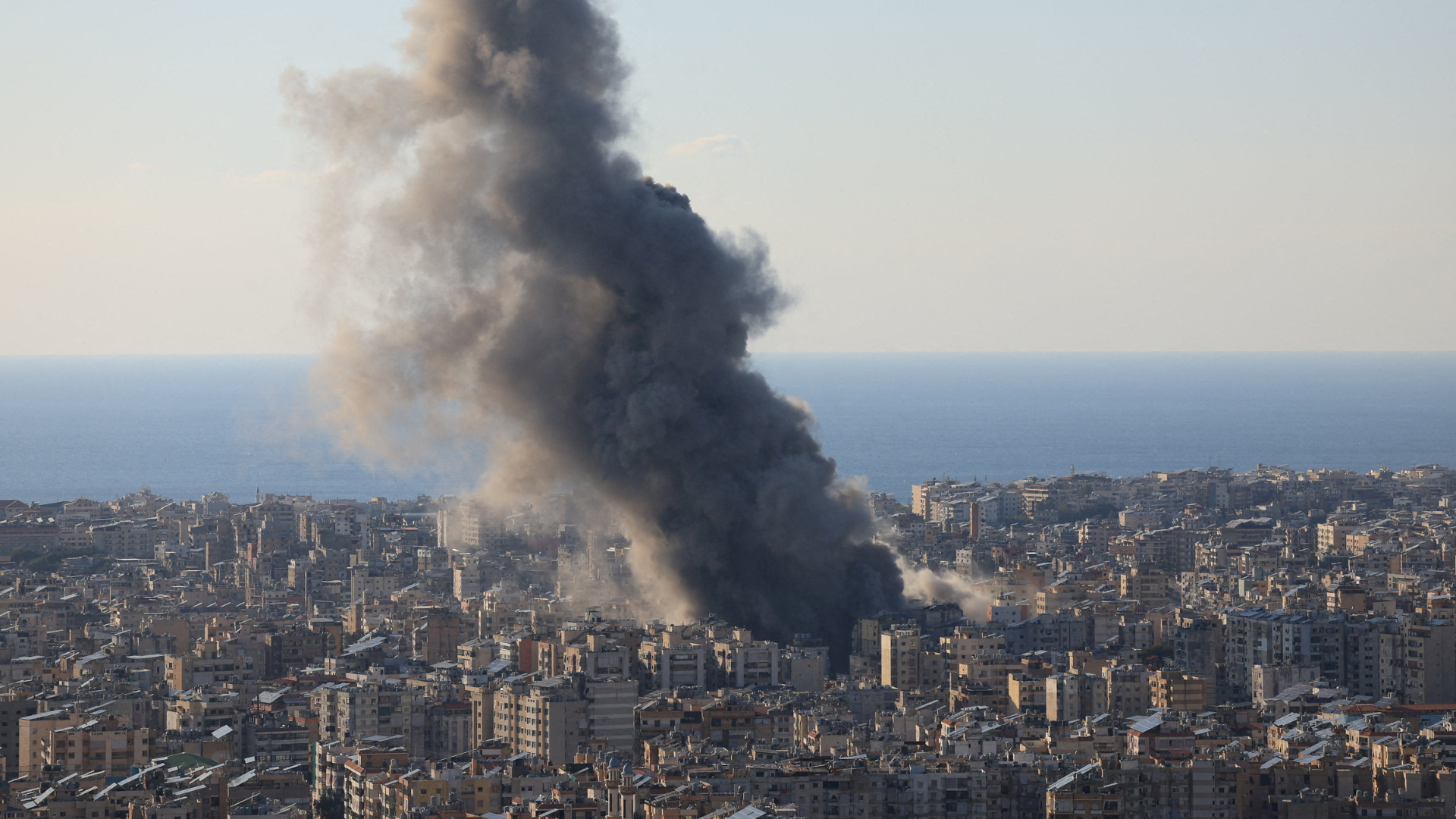 লেবাননে ইসরায়েলের হামলায় হিজবুল্লাহর নেতা নিহতের দাবি