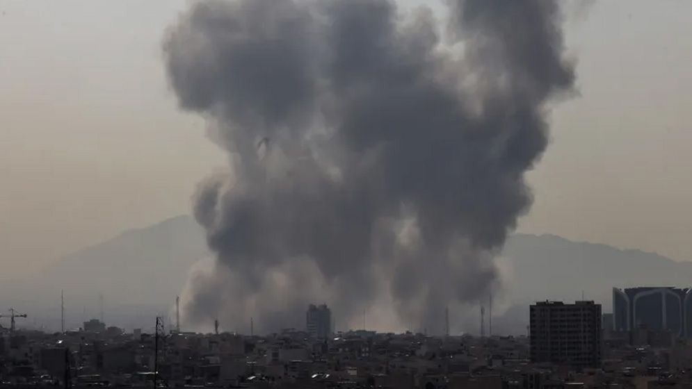 আয়াতুল্লাহ খামেনির স্ত্রীর মৃত্যুর খবর