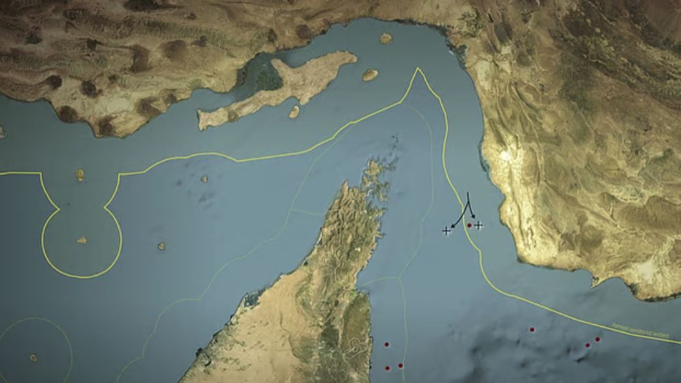 হরমুজ প্রণালী: বৈশ্বিক বাণিজ্যের গুরুত্বপূর্ণ ধমনি