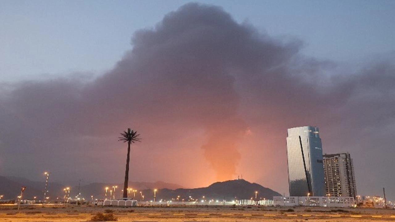 যুক্তরাজ্য মধ্যপ্রাচ্যে আটক ব্রিটিশদের উদ্ধারে ফ্লাইট পাঠাচ্ছে