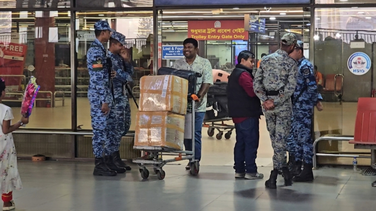 দুবাইয়ে আটকে পড়া বিমানের ২৭ ক্রুকে ফেরত এনেছে ইউএস-বাংলা