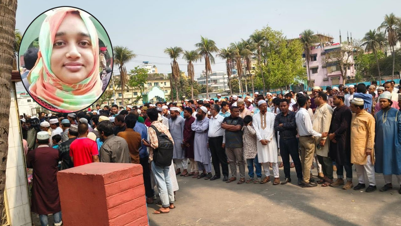 ইবি শিক্ষিকা রুনার জানাজা সম্পন্ন, ৪ জনের নামে অভিযোগ