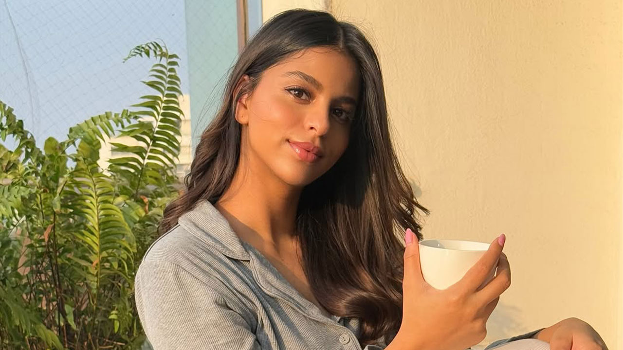 সুহানা খানের প্রিয় কোরীয় গায়ক কিম জুন-মিয়ন