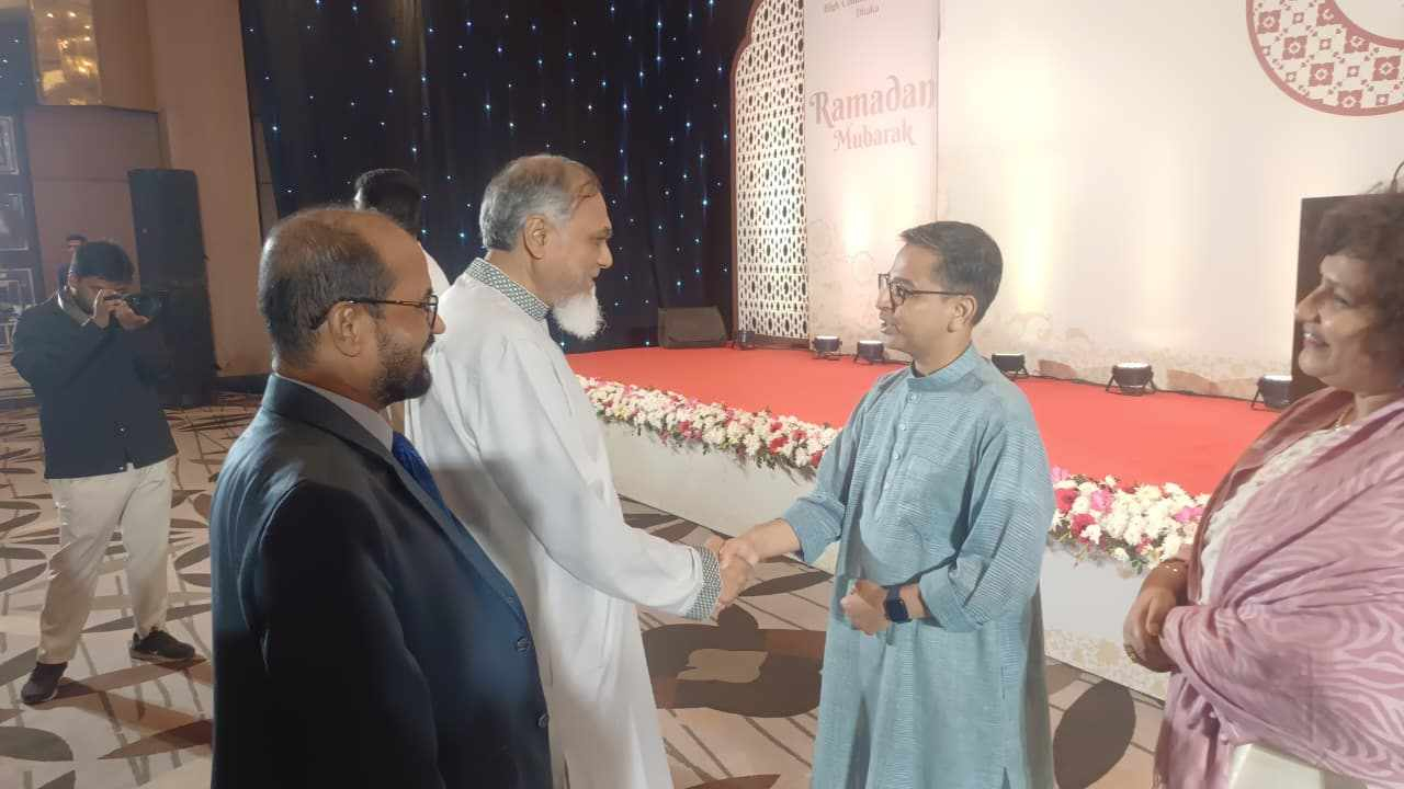 ভারতীয় হাইকমিশনের ইফতারে জামায়াত প্রতিনিধি দলের অংশগ্রহণ