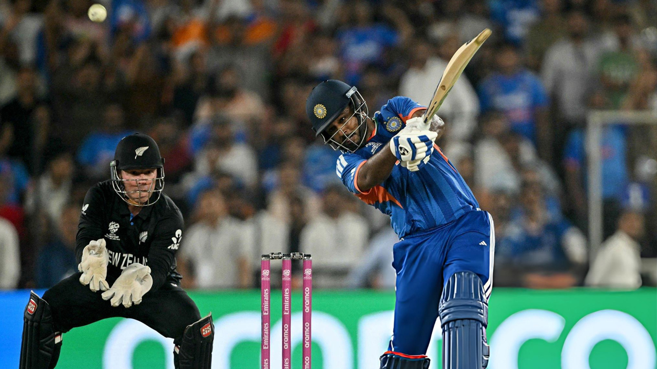 ফাইনালে ভারতের রেকর্ড সংগ্রহ, ২৫৫ রান করল তারা